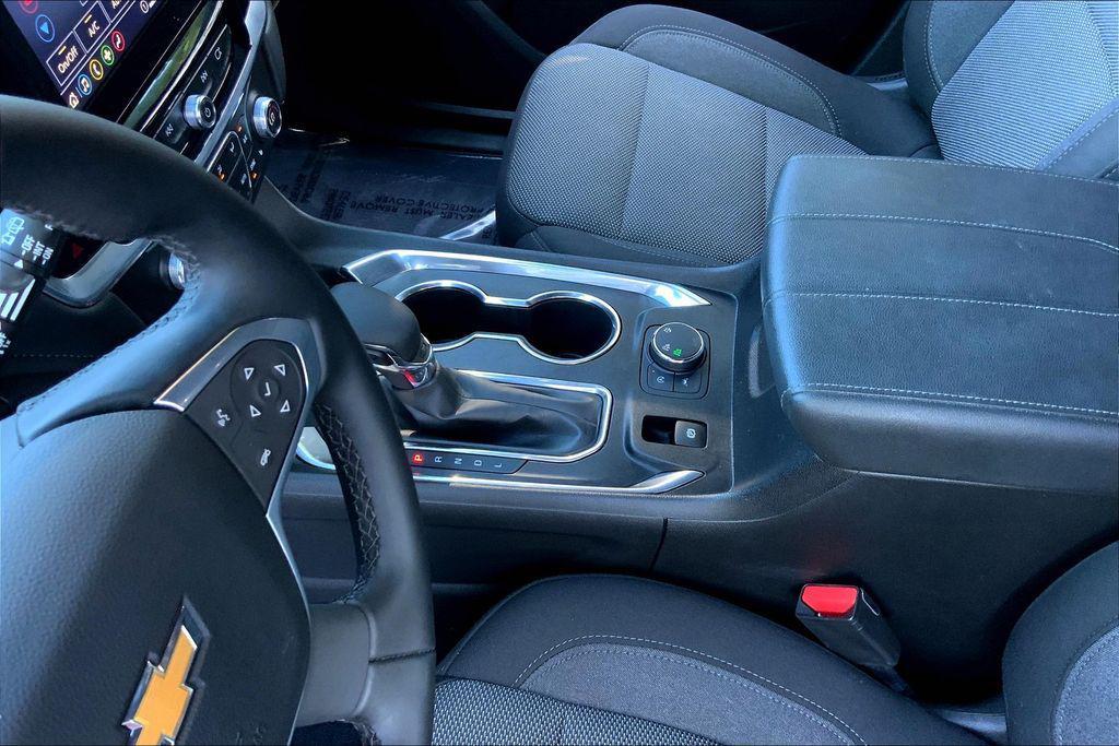 used 2023 Chevrolet Traverse car, priced at $30,388