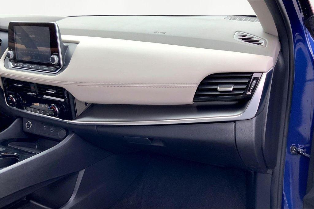 used 2021 Nissan Rogue car, priced at $18,489