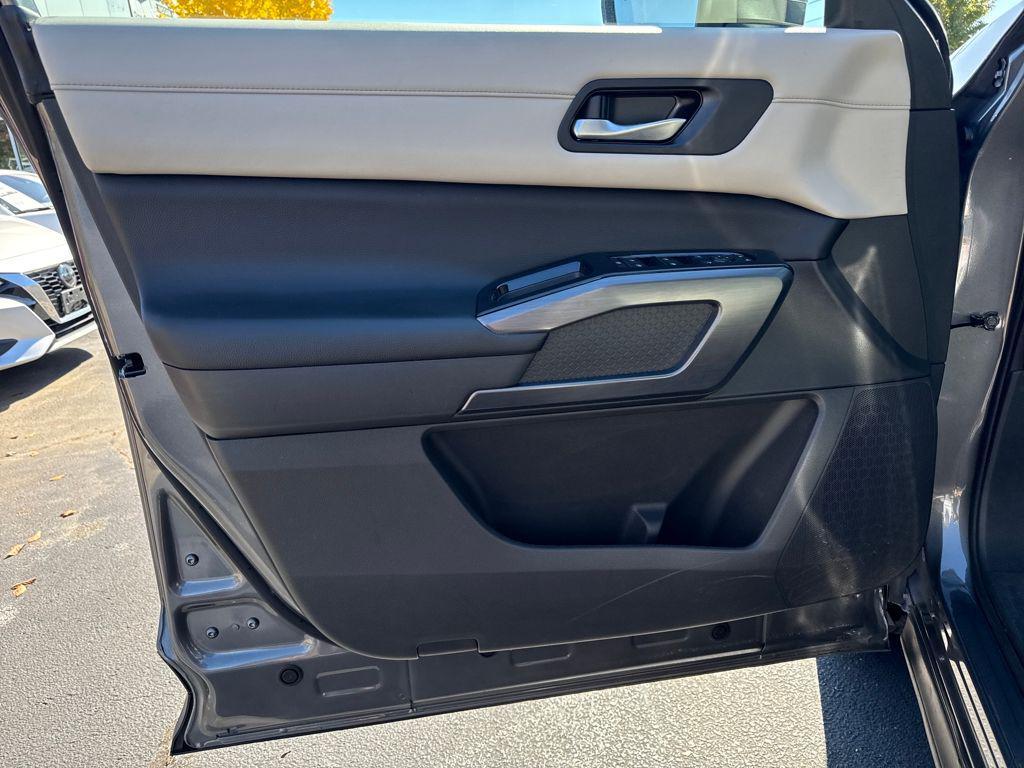 used 2023 Nissan Pathfinder car, priced at $28,352