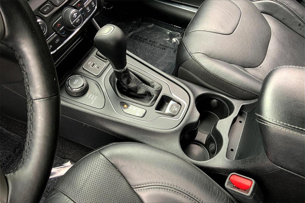 used 2020 Jeep Cherokee car, priced at $22,532