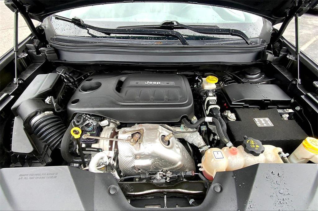 used 2020 Jeep Cherokee car, priced at $22,532