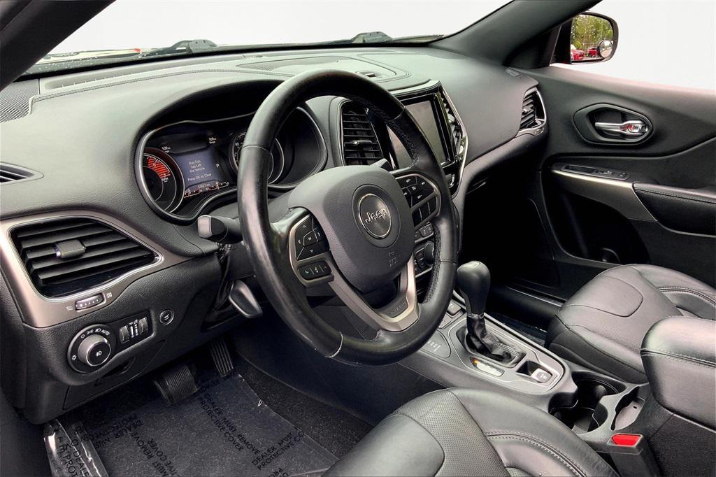used 2020 Jeep Cherokee car, priced at $22,532