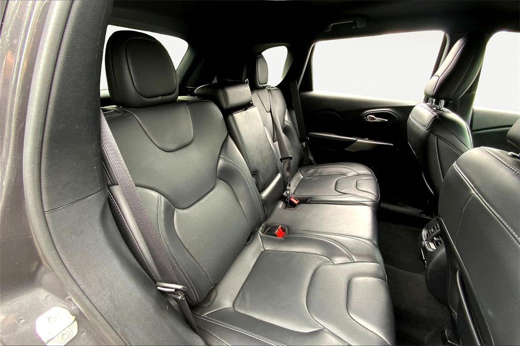 used 2020 Jeep Cherokee car, priced at $22,532