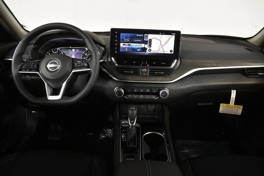 new 2024 Nissan Altima car, priced at $28,918
