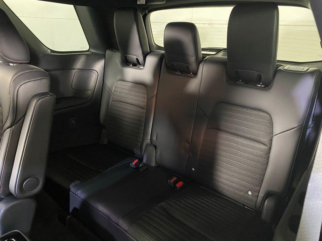 new 2025 Nissan Pathfinder car, priced at $37,987