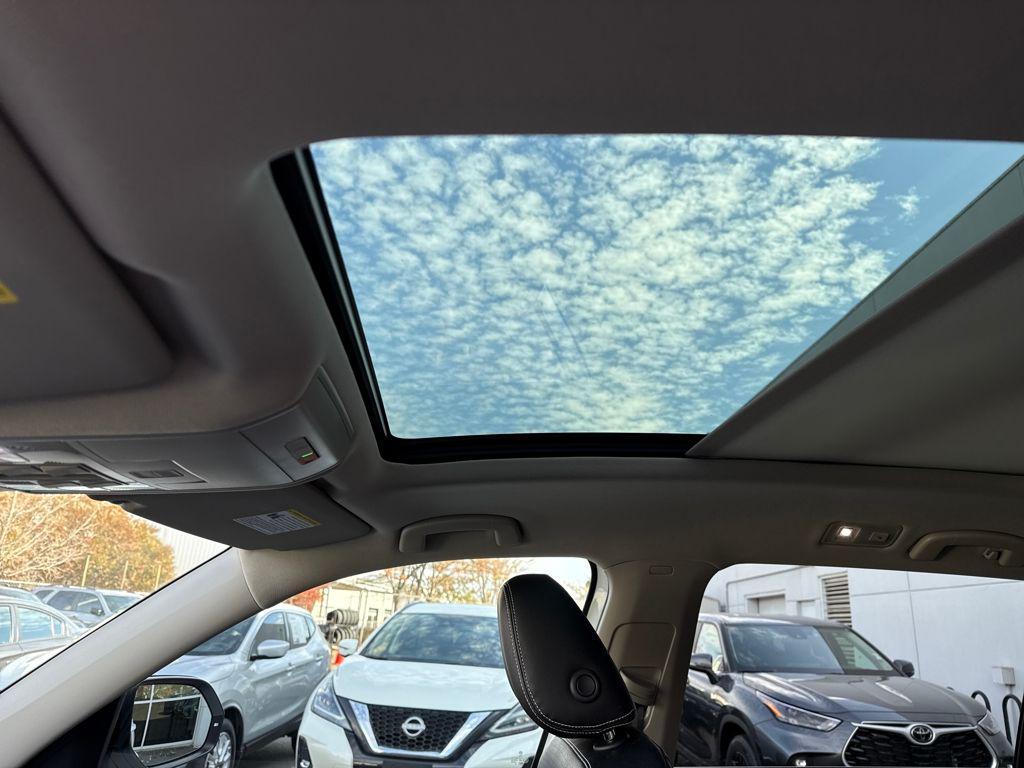 used 2023 Volkswagen Atlas car, priced at $35,413