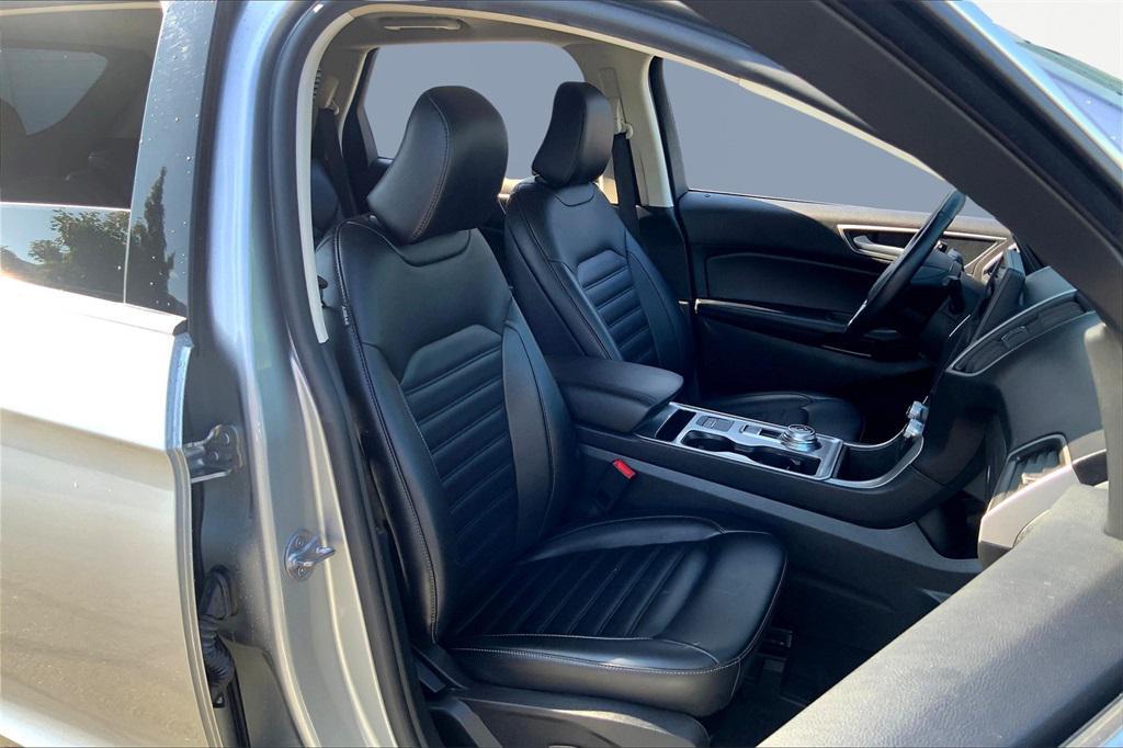 used 2023 Ford Edge car, priced at $22,500