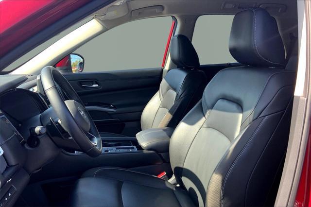 used 2022 Nissan Pathfinder car, priced at $29,000