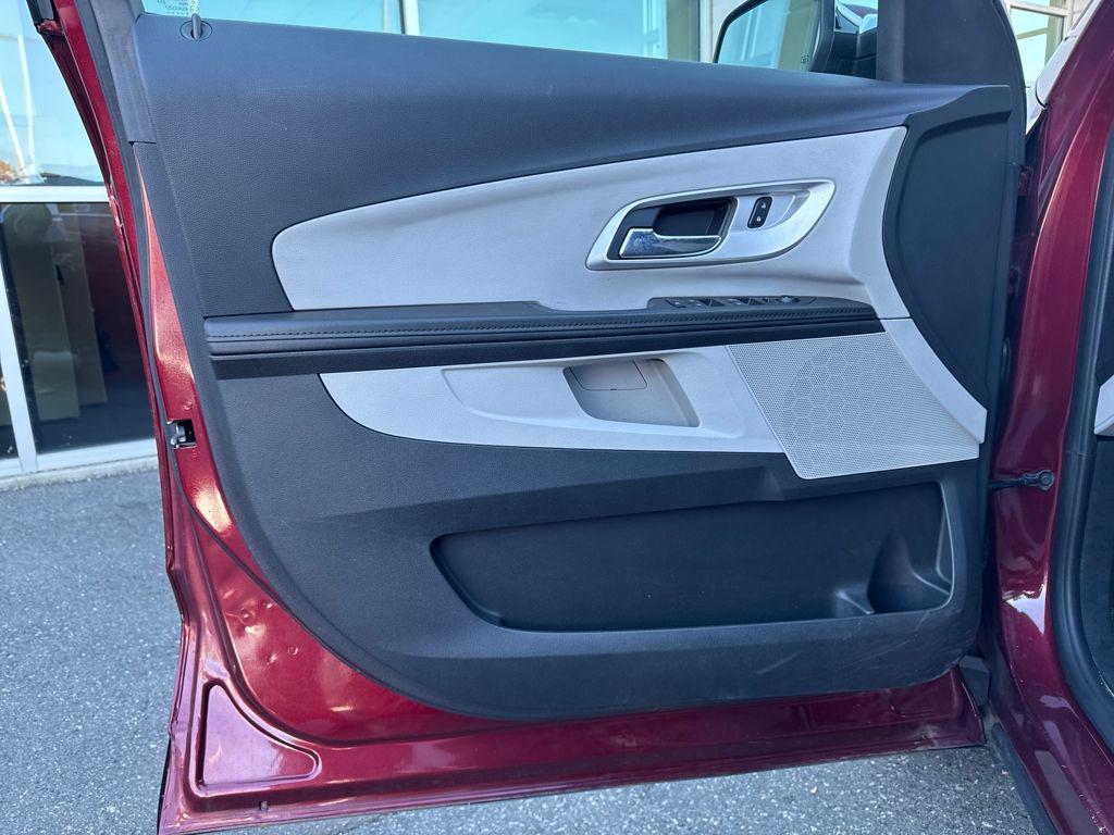 used 2017 Chevrolet Equinox car, priced at $10,016