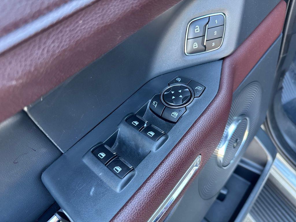 used 2023 Ford Expedition car, priced at $42,800