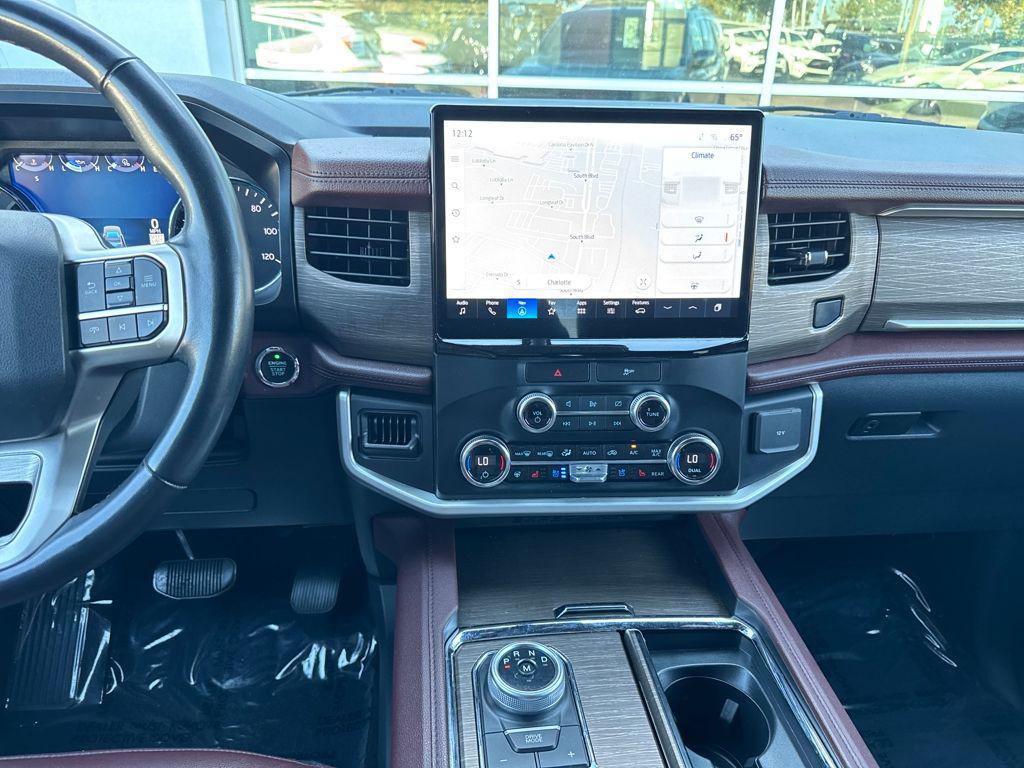 used 2023 Ford Expedition car, priced at $42,800