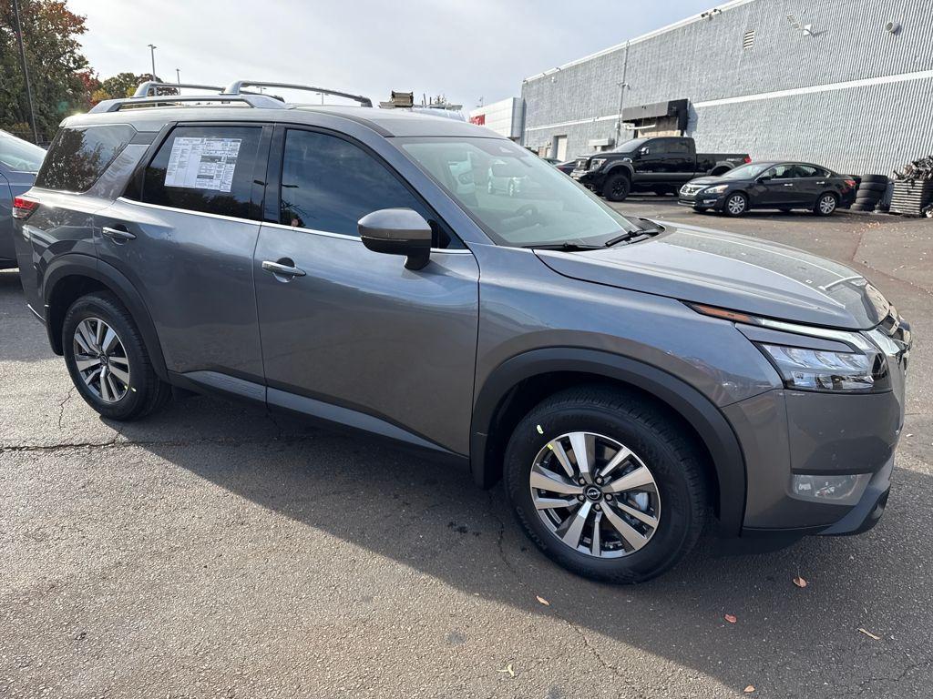 new 2025 Nissan Pathfinder car, priced at $35,590