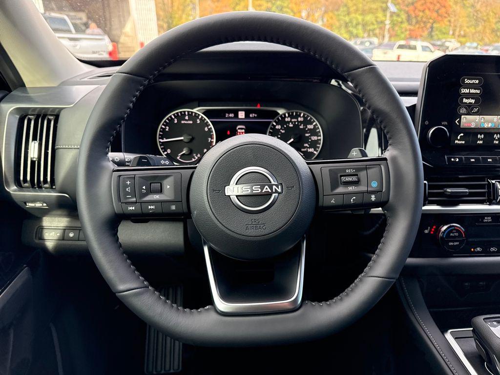 new 2025 Nissan Pathfinder car, priced at $35,590