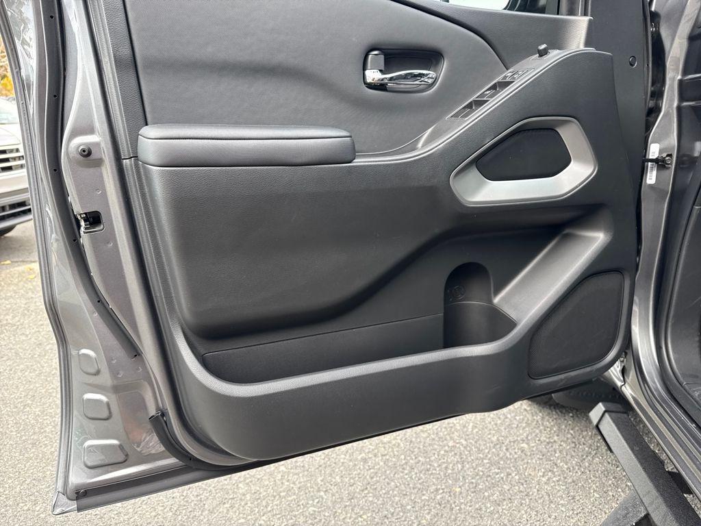 used 2024 Nissan Frontier car, priced at $32,990