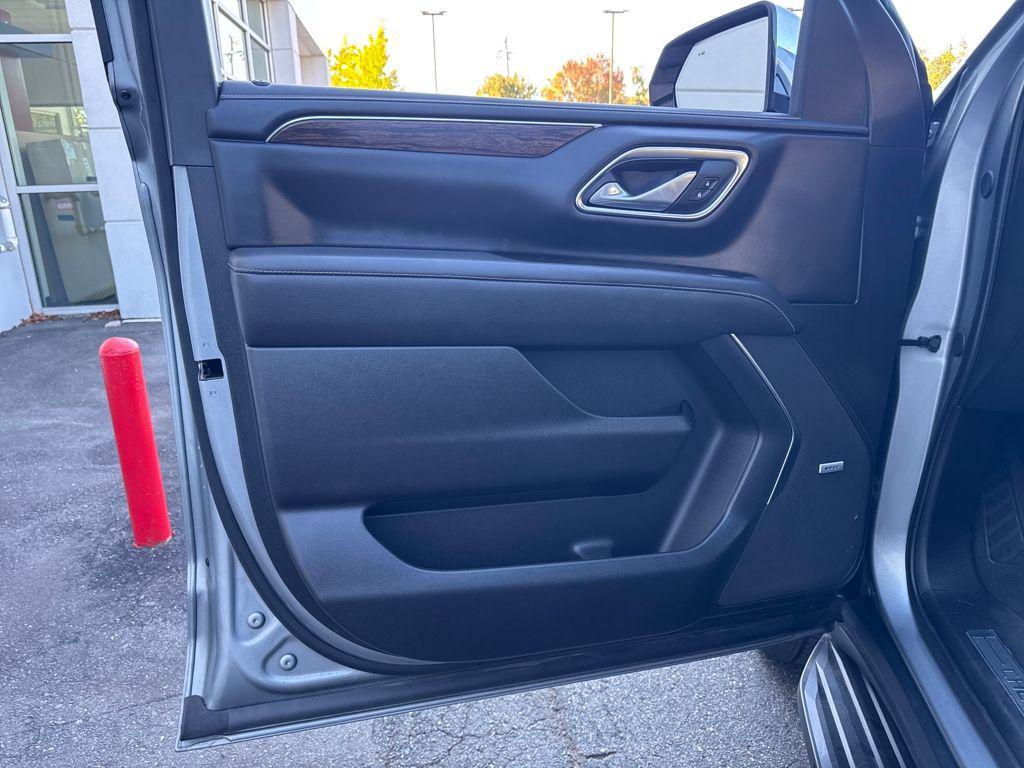 used 2024 Chevrolet Suburban car, priced at $59,800