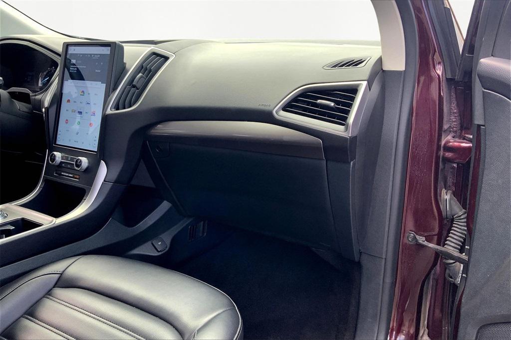used 2024 Ford Edge car, priced at $26,000