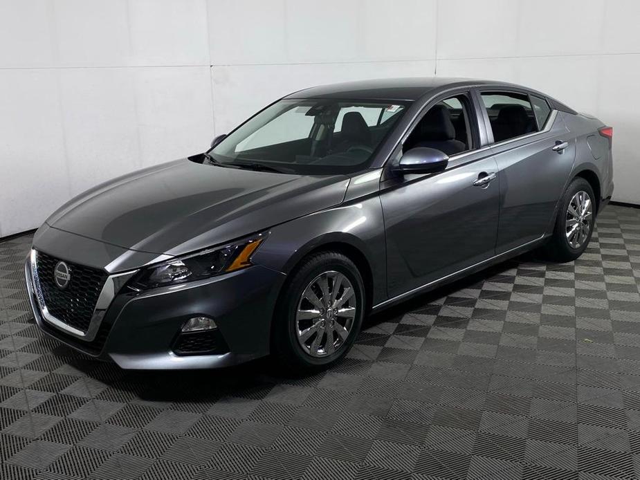 used 2022 Nissan Altima car, priced at $19,092