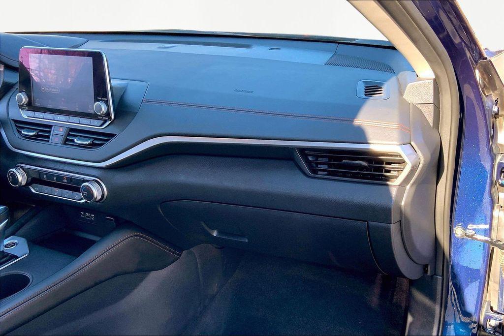 used 2022 Nissan Altima car