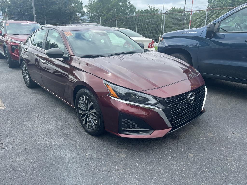 used 2024 Nissan Altima car, priced at $22,879