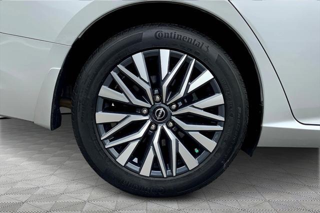 used 2023 Nissan Altima car, priced at $22,888