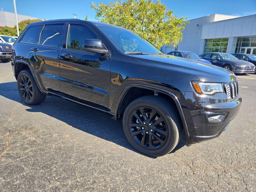 used 2022 Jeep Grand Cherokee car, priced at $26,594