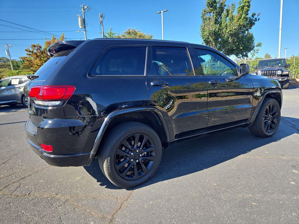 used 2022 Jeep Grand Cherokee car, priced at $26,594
