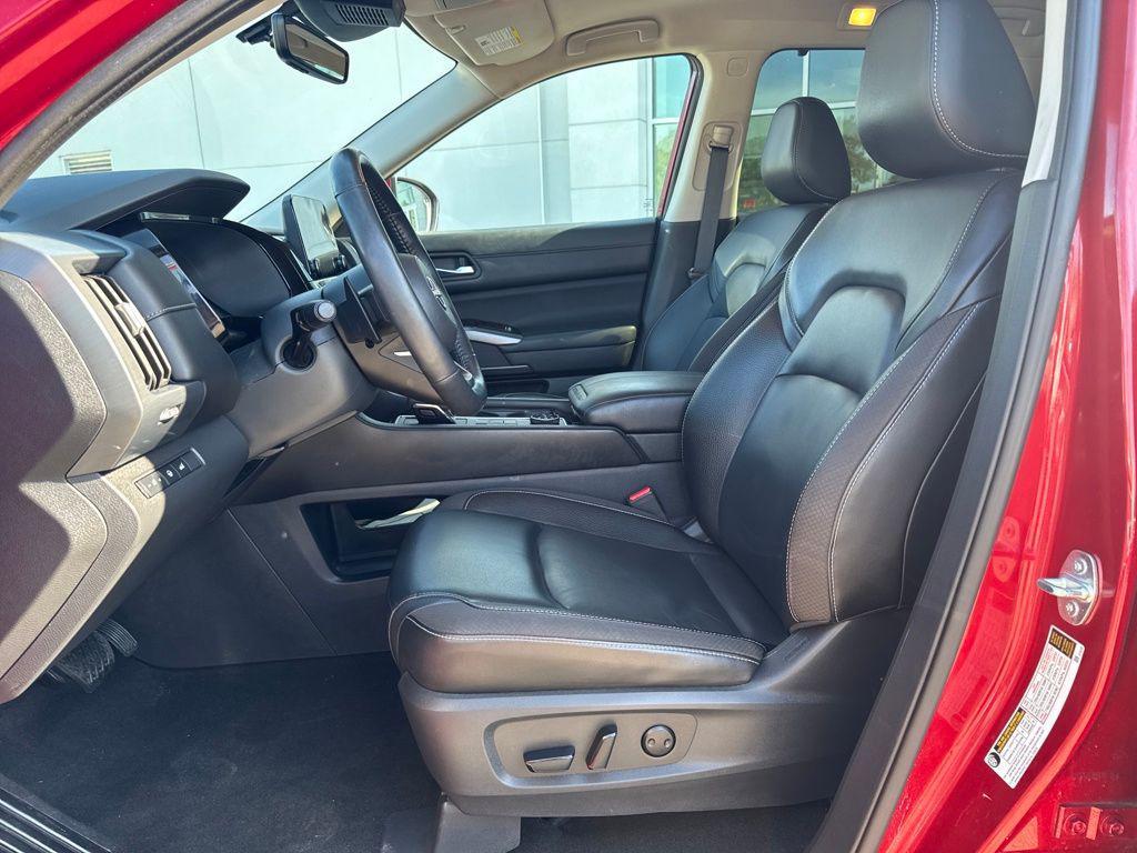 used 2023 Nissan Pathfinder car, priced at $30,883