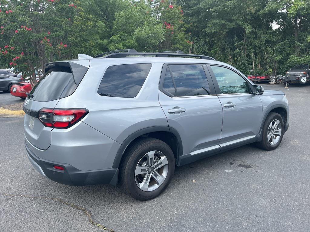 used 2023 Honda Pilot car, priced at $37,580