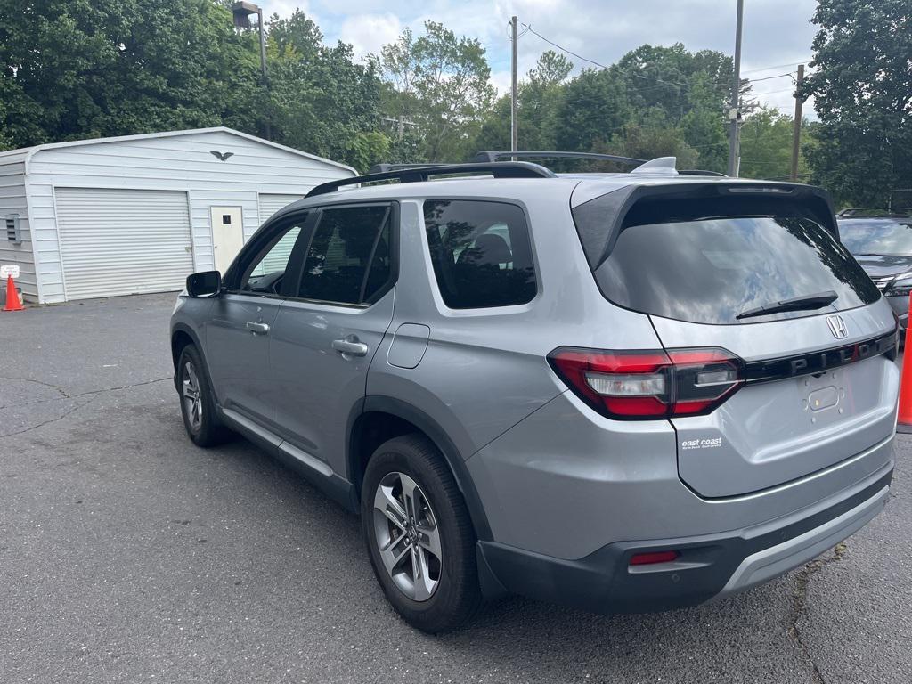 used 2023 Honda Pilot car, priced at $37,580