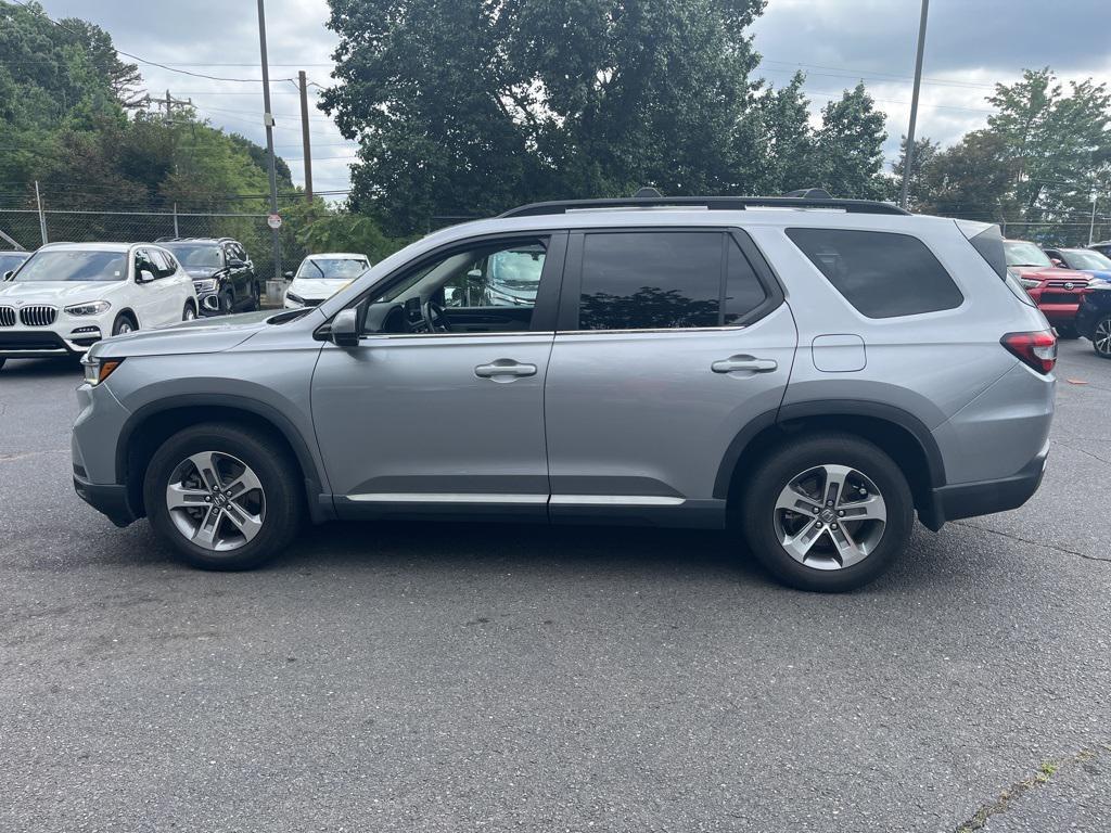 used 2023 Honda Pilot car, priced at $37,580