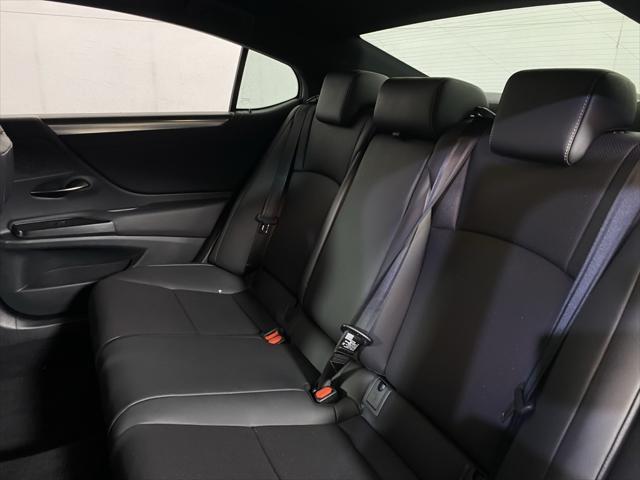 used 2019 Lexus ES 350 car, priced at $29,887