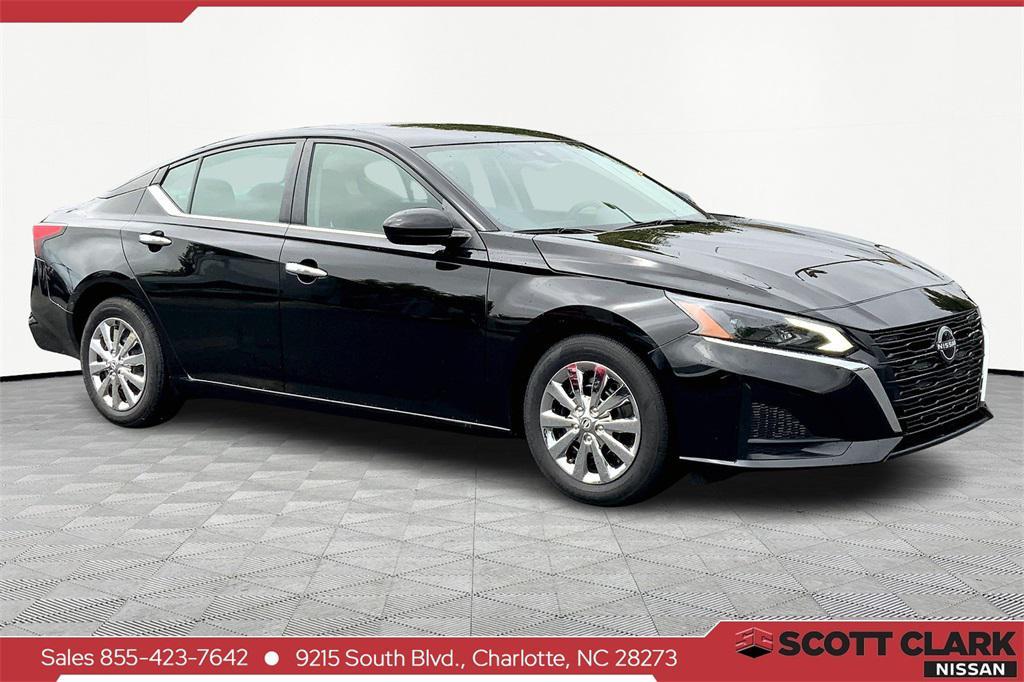 used 2023 Nissan Altima car, priced at $18,500