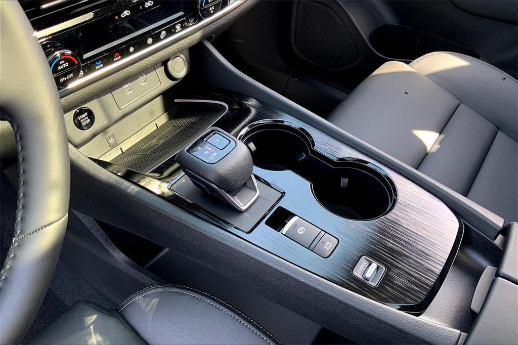 new 2025 Nissan Rogue car, priced at $36,371