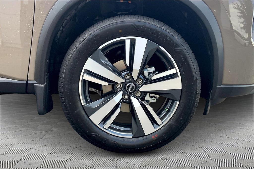 new 2025 Nissan Rogue car, priced at $36,371