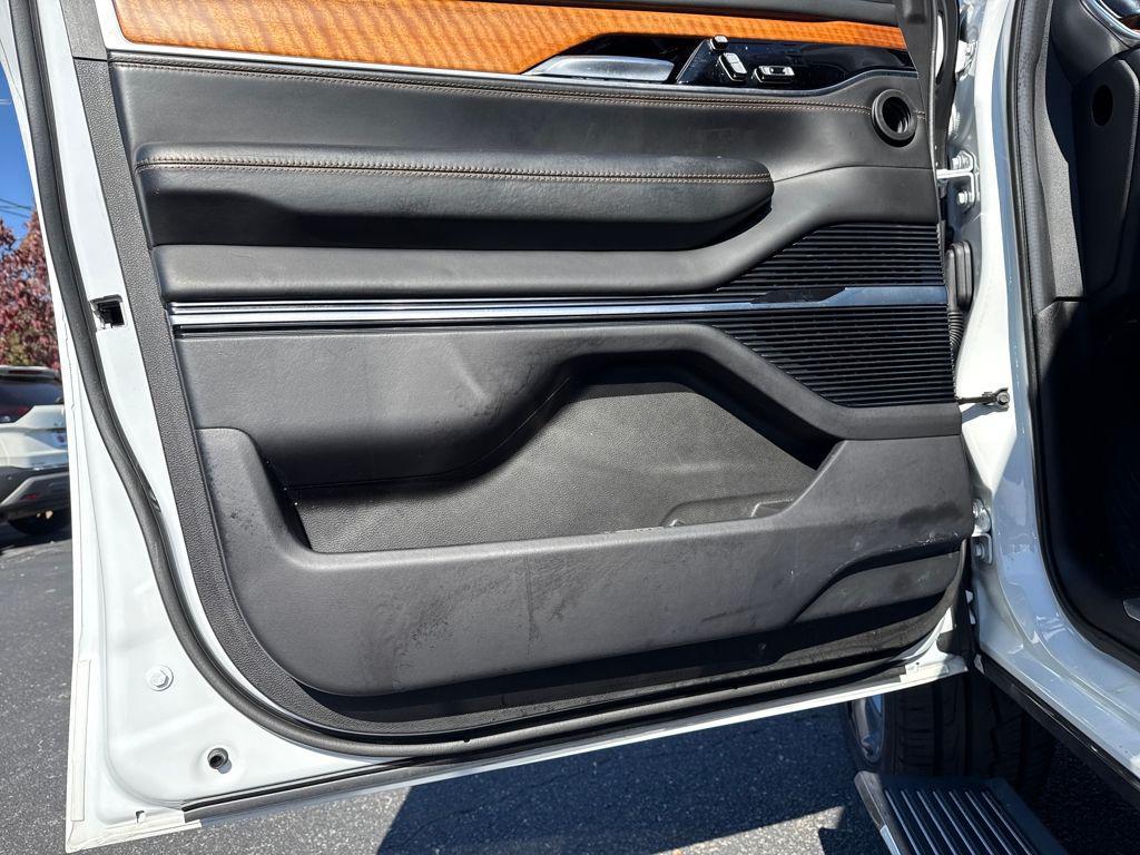 used 2022 Jeep Grand Wagoneer car, priced at $57,436