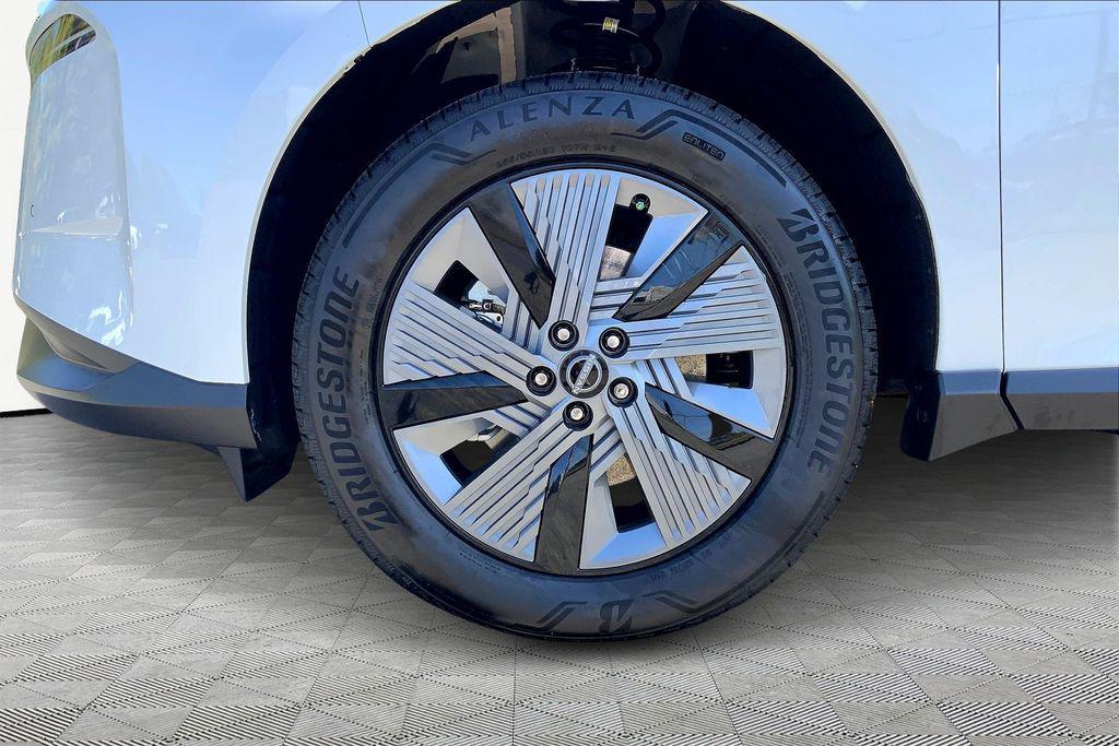 new 2025 Nissan Murano car, priced at $41,990