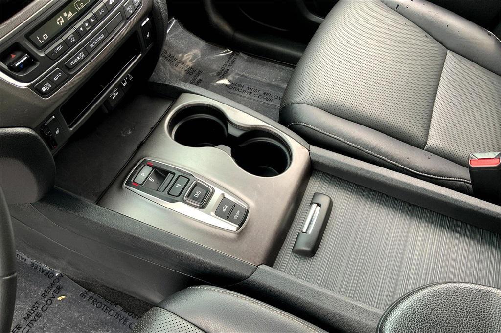 used 2023 Honda Ridgeline car, priced at $31,000
