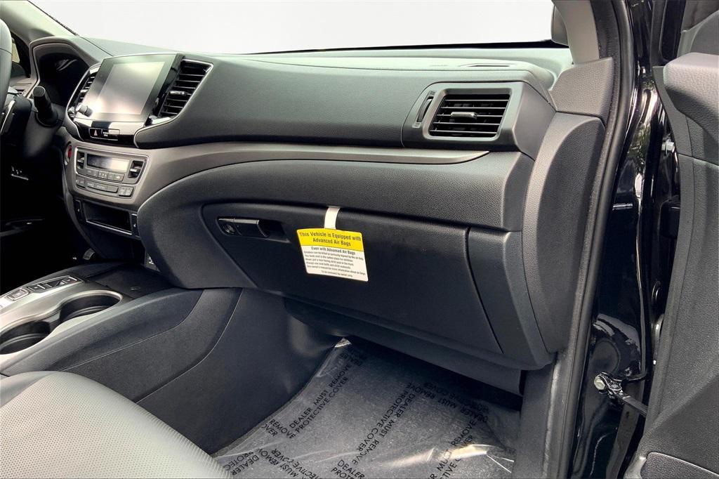 used 2023 Honda Ridgeline car, priced at $31,000