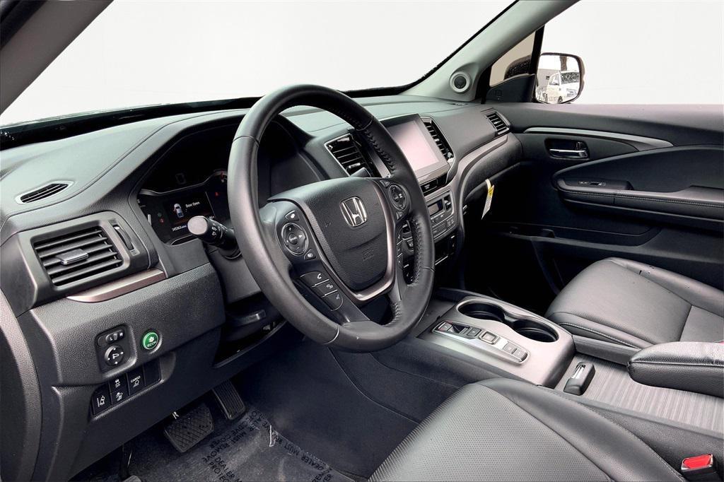 used 2023 Honda Ridgeline car, priced at $31,000