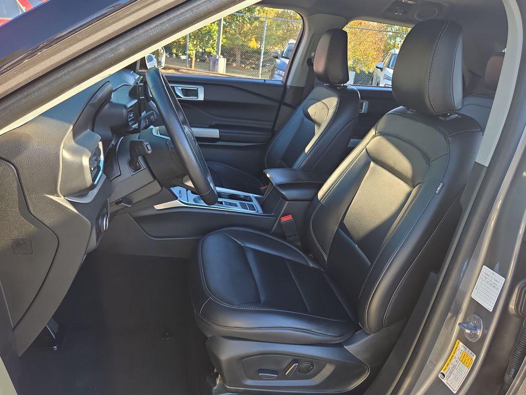 used 2024 Ford Explorer car, priced at $24,467