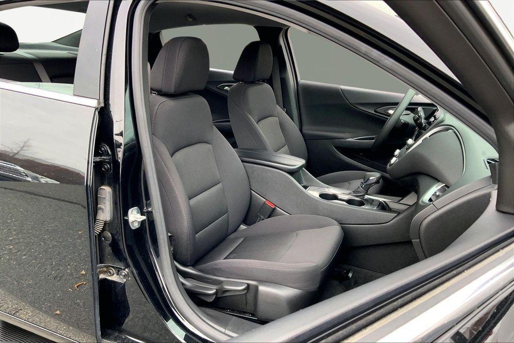 used 2024 Chevrolet Malibu car, priced at $20,437