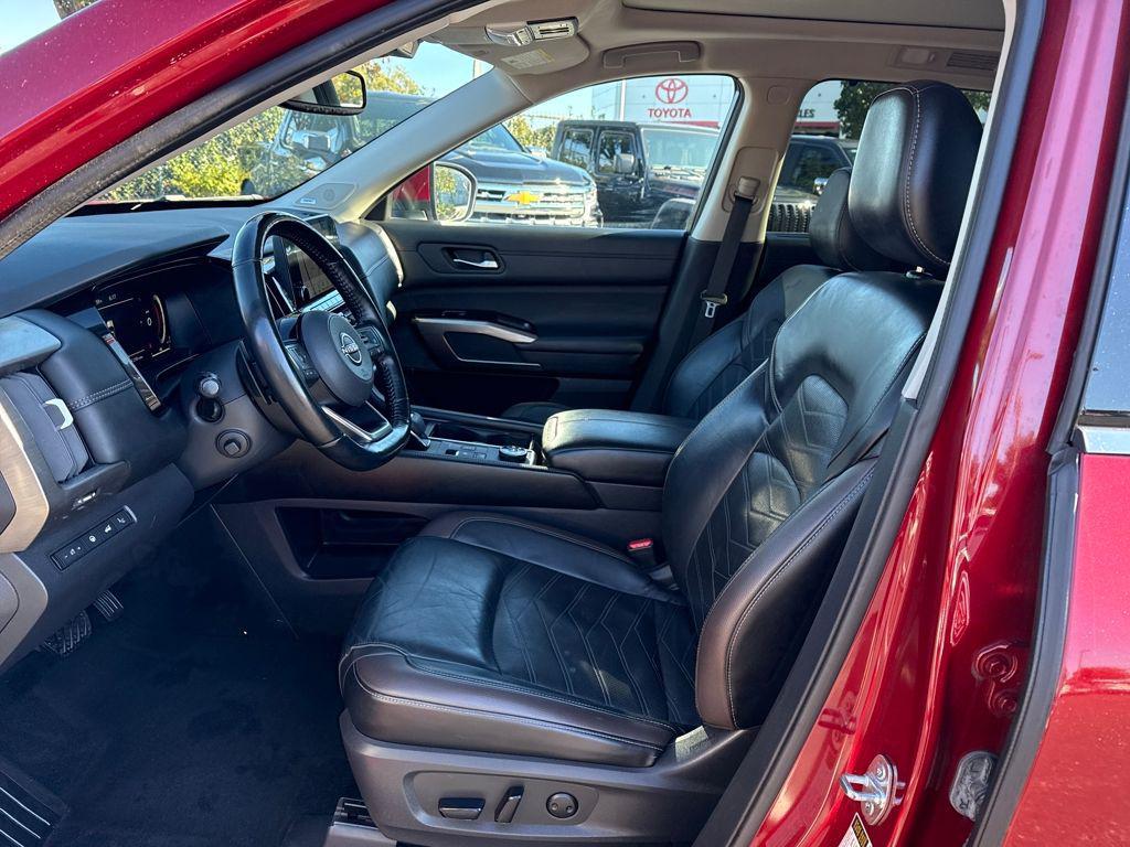 used 2022 Nissan Pathfinder car, priced at $29,722