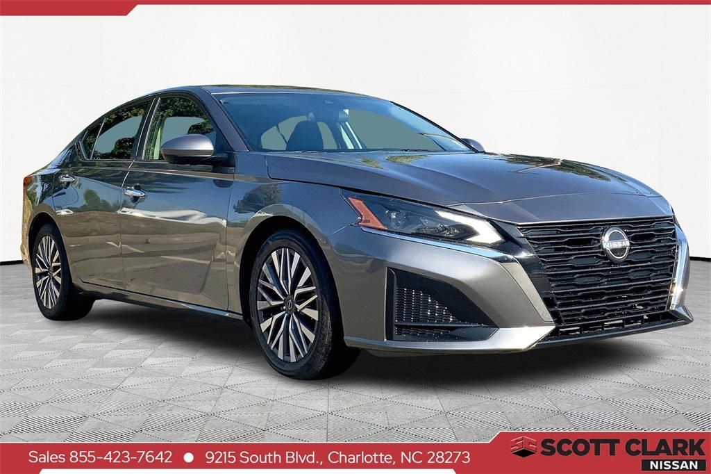 used 2023 Nissan Altima car, priced at $20,000