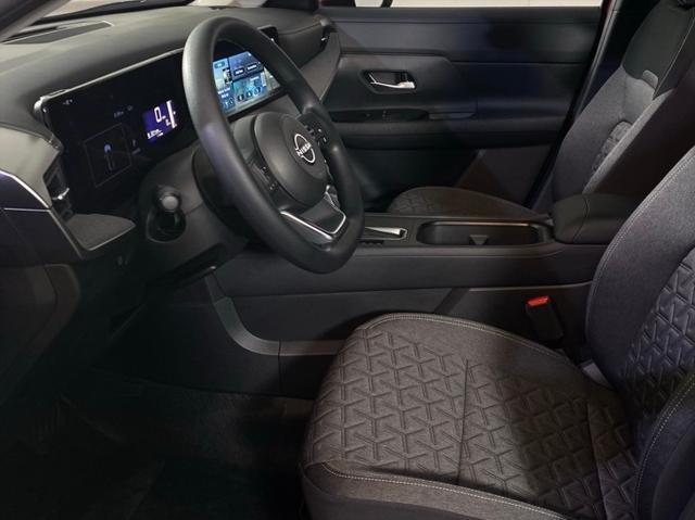 new 2025 Nissan Kicks car, priced at $24,671