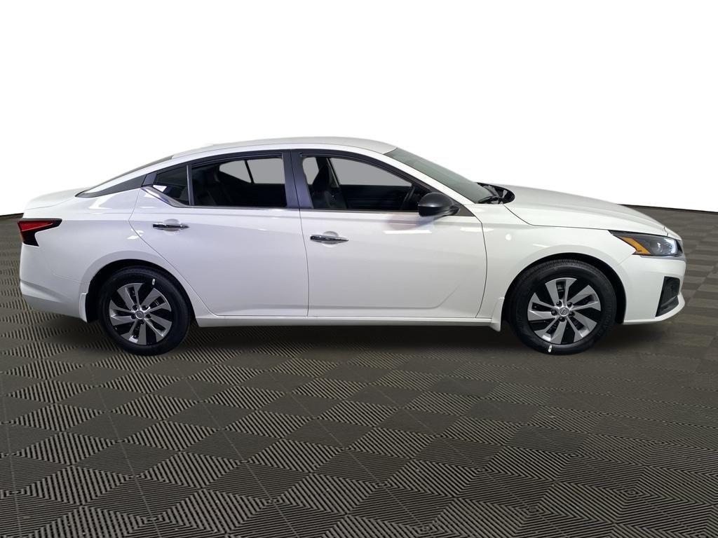 new 2025 Nissan Altima car, priced at $25,478