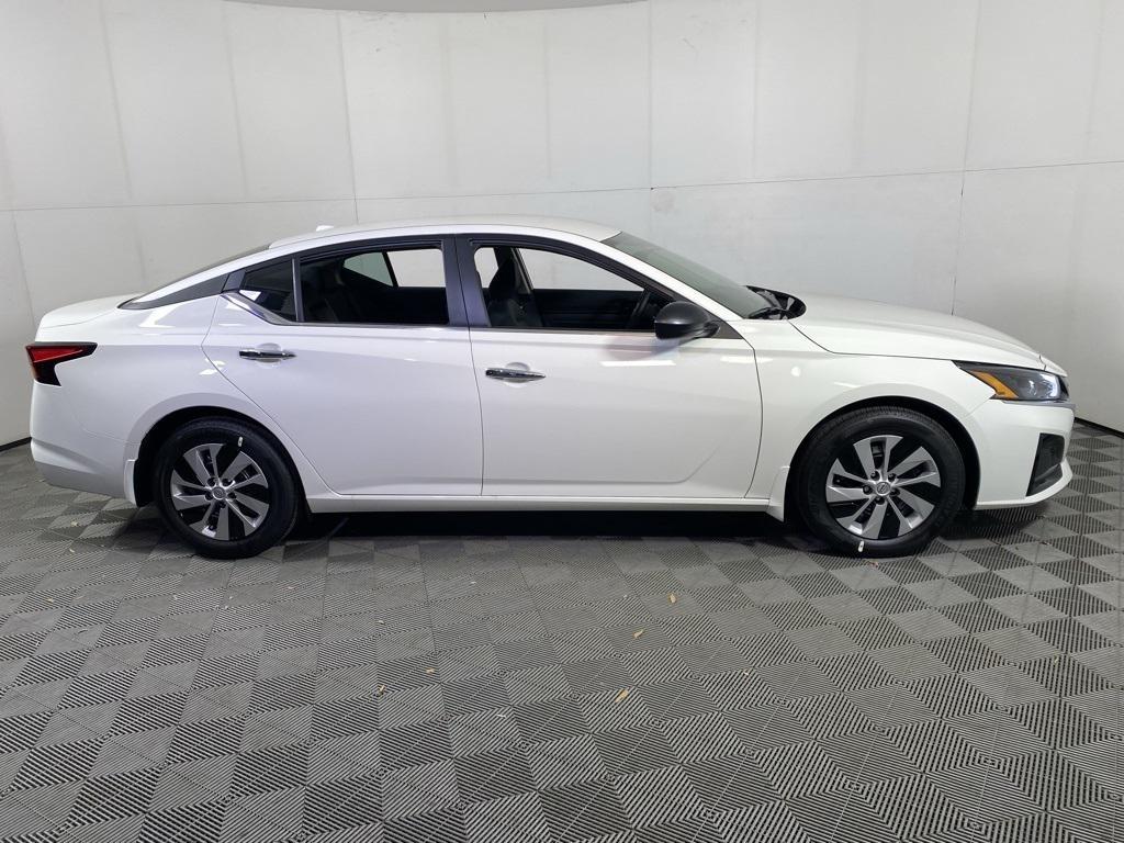 new 2025 Nissan Altima car, priced at $25,478