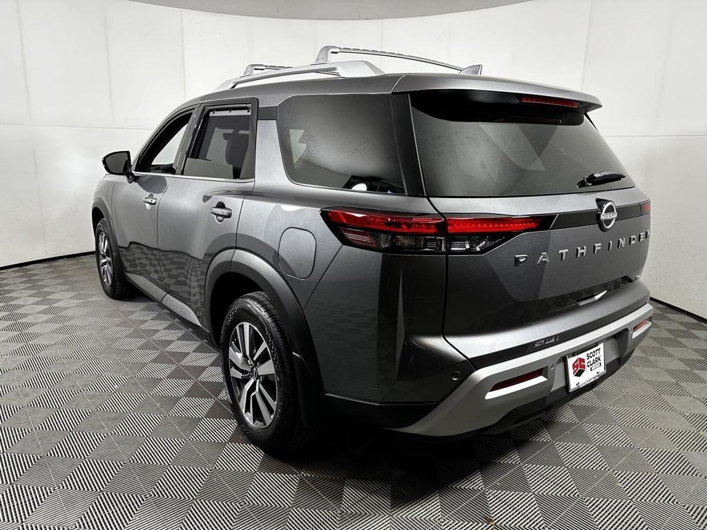 new 2025 Nissan Pathfinder car, priced at $38,026