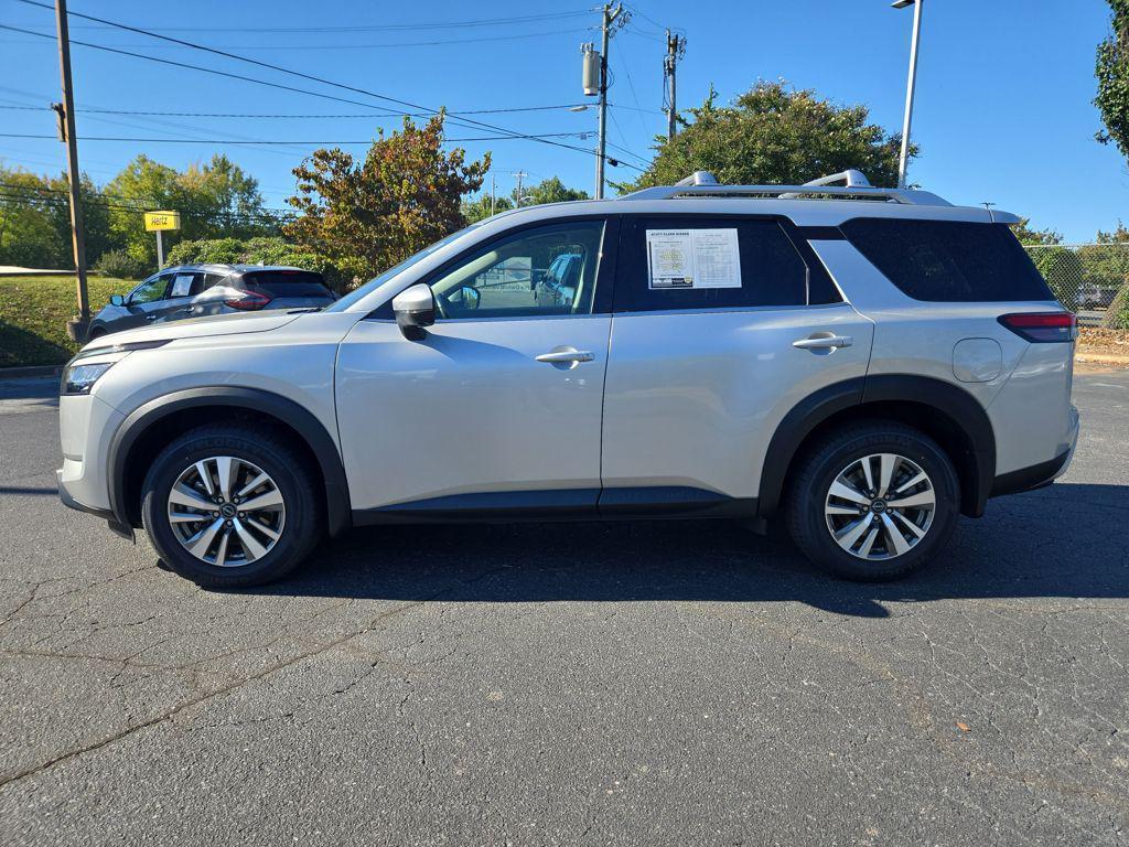 used 2023 Nissan Pathfinder car, priced at $30,274