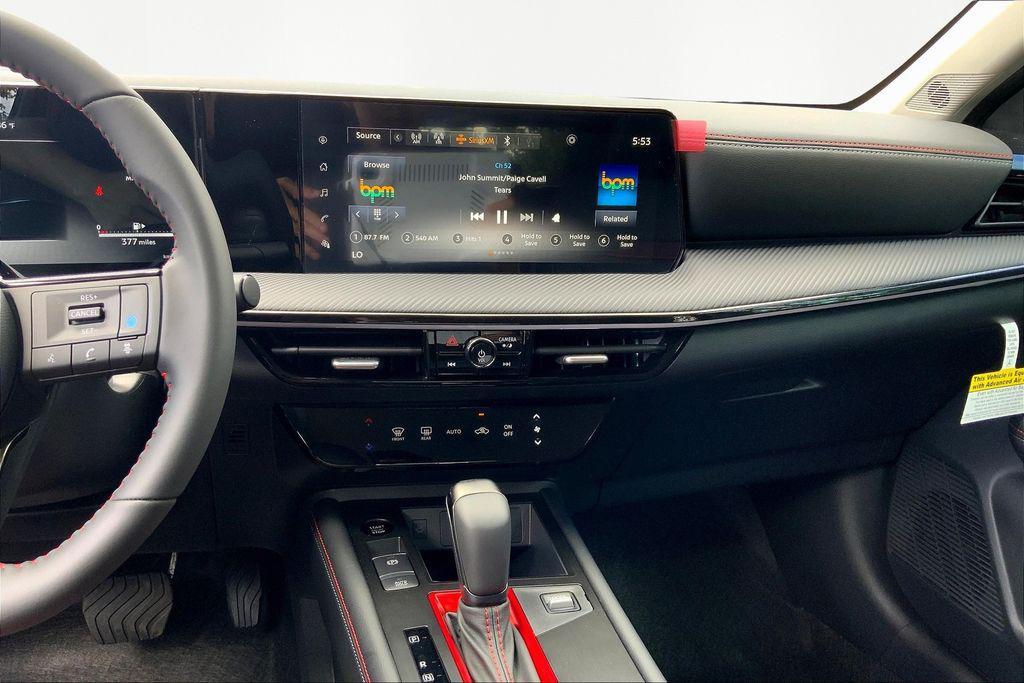 new 2025 Nissan Kicks car, priced at $24,345