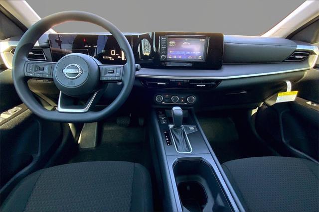 new 2025 Nissan Kicks car, priced at $22,971